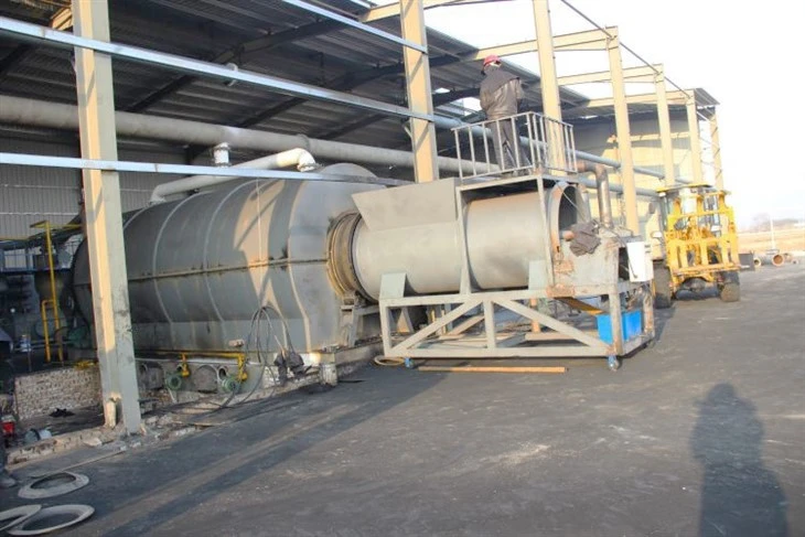 waste plastic pyrolysis plant (2)